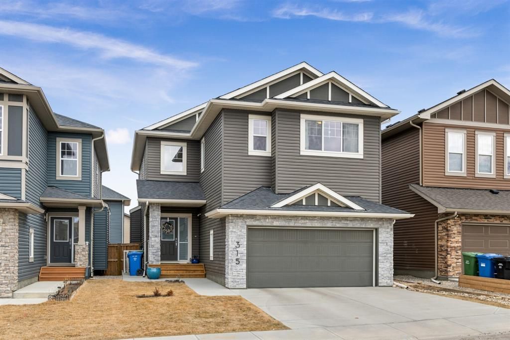 I have sold a property at 315 Sherview GROVE NW in Calgary
